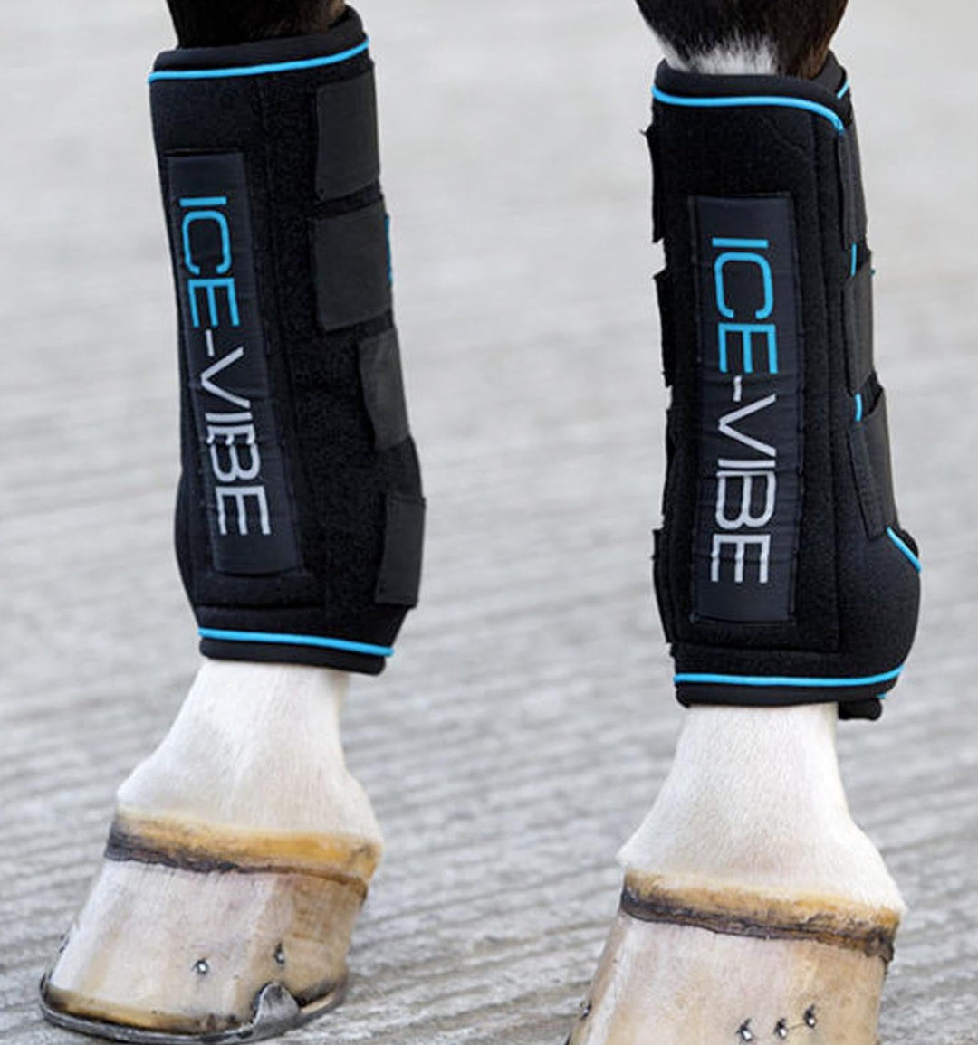 Ice Vibe Boots, Pair