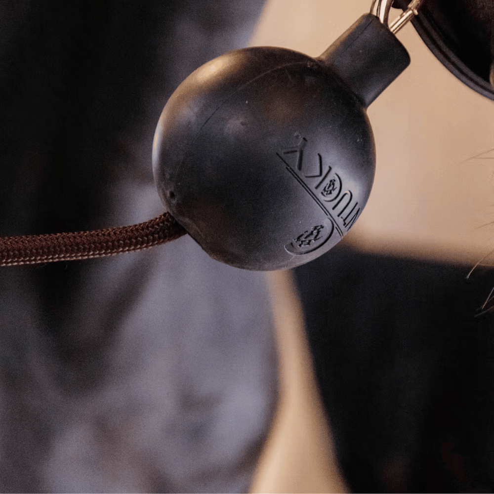 Kentucky Horsewear Lead & Wall protection rubber ball