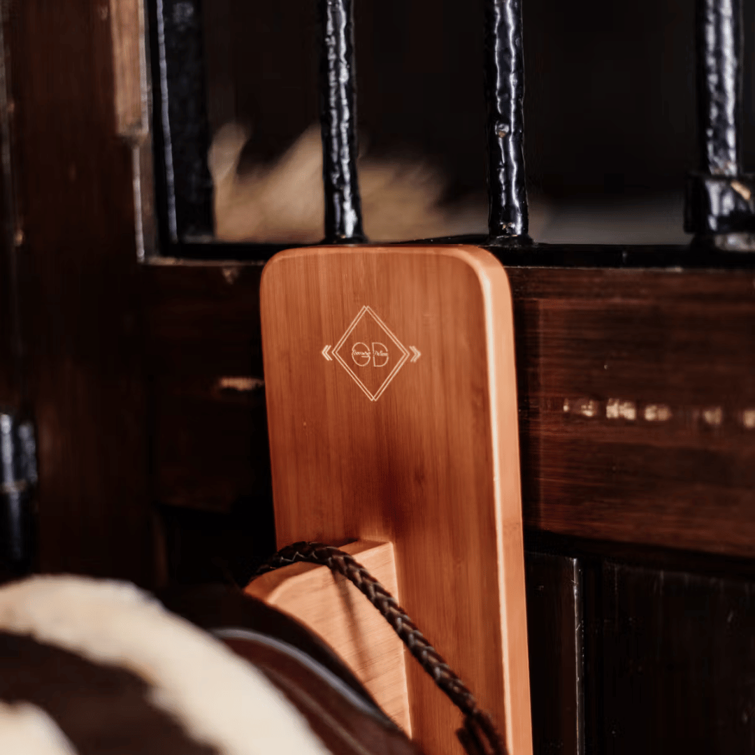 Grooming Deluxe Saddle Rack