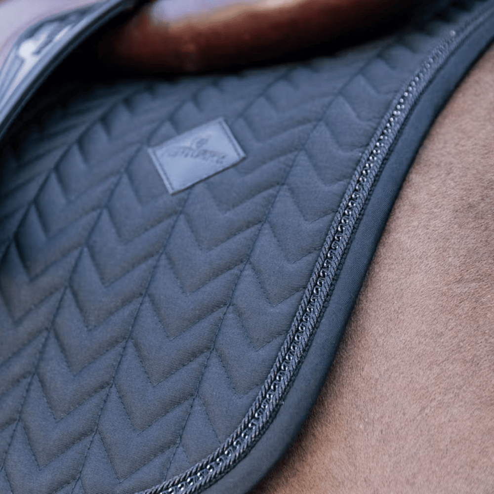 Kentucky Horsewear Saddle Pad with Metal Chain