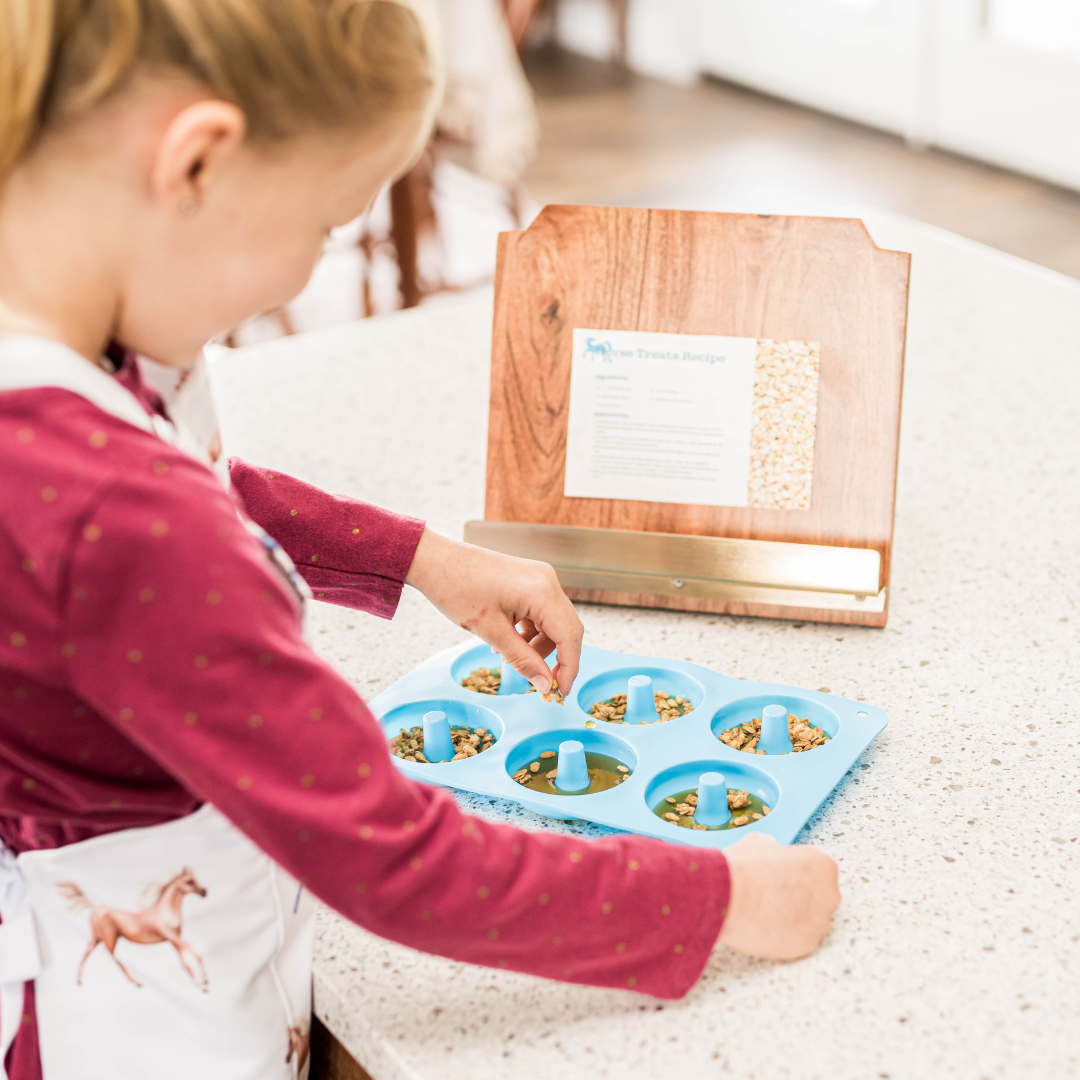 Baking Mold & Recipe Card