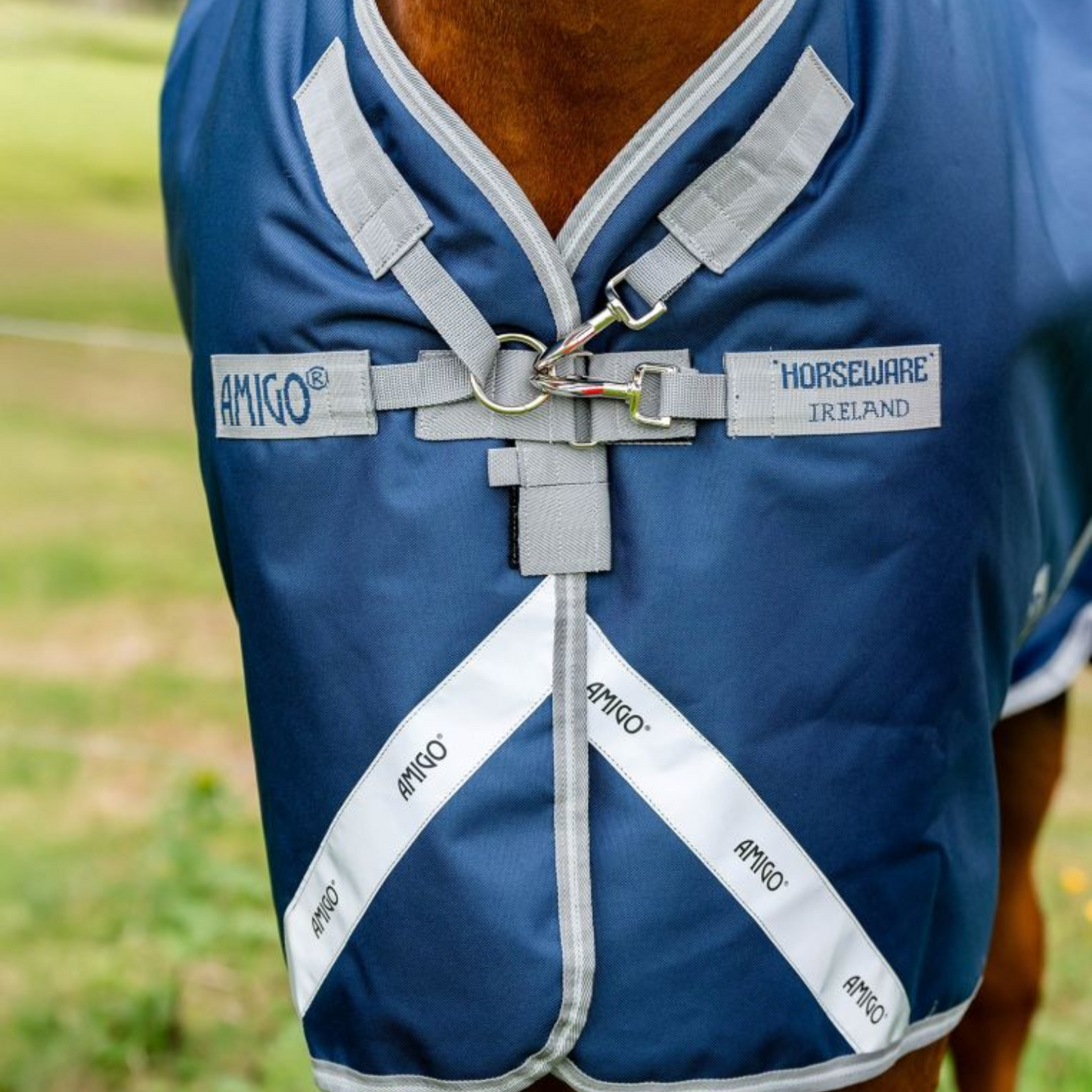 Amigo 1200D Turnout (250g Medium)