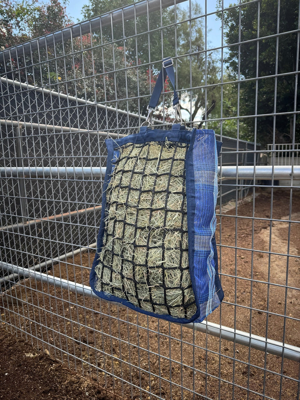 Kensington Mini Deluxe Slow Feed Hay Bag - 1 Flake