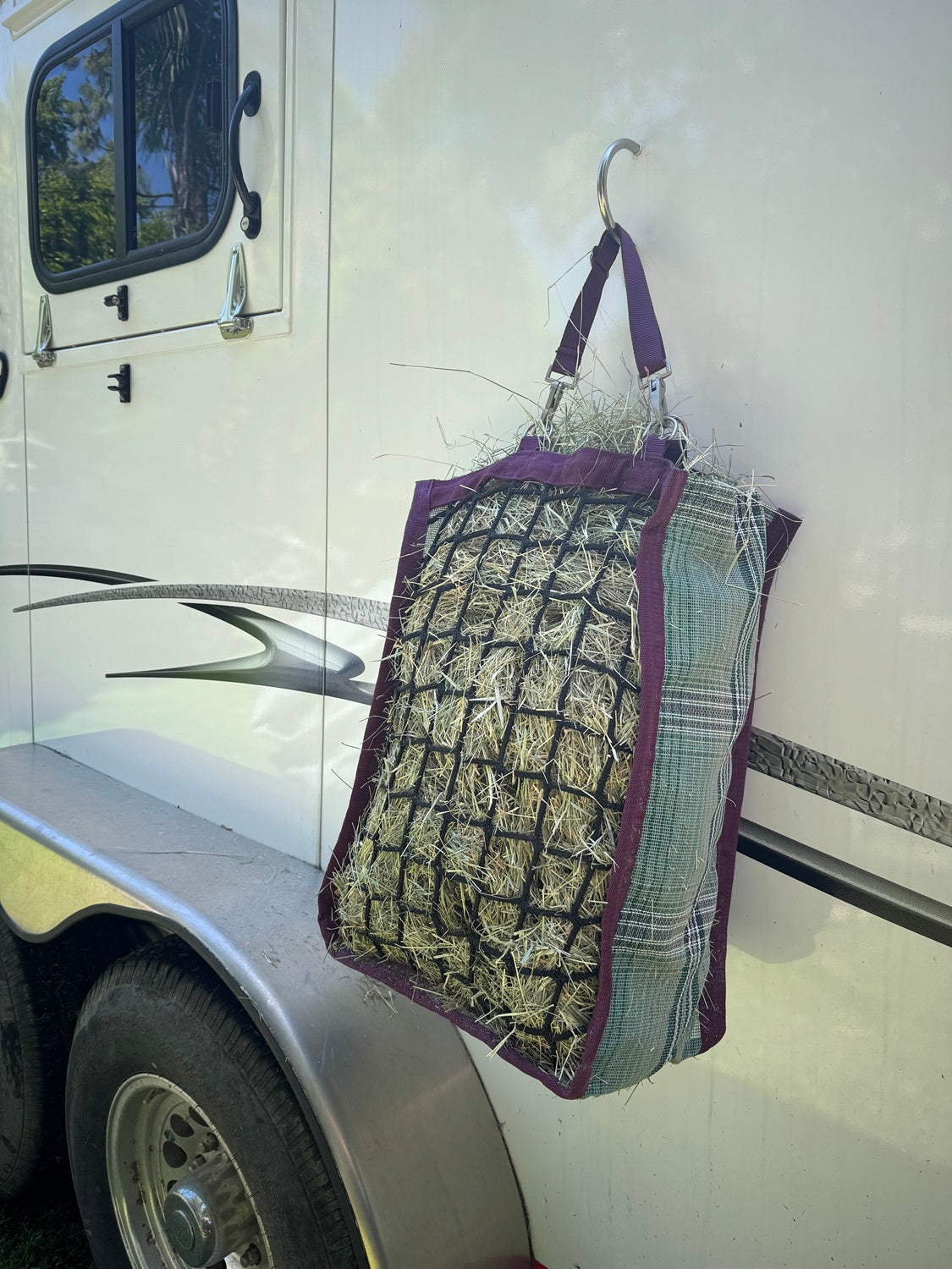 Kensington Mini Deluxe Slow Feed Hay Bag - 1 Flake