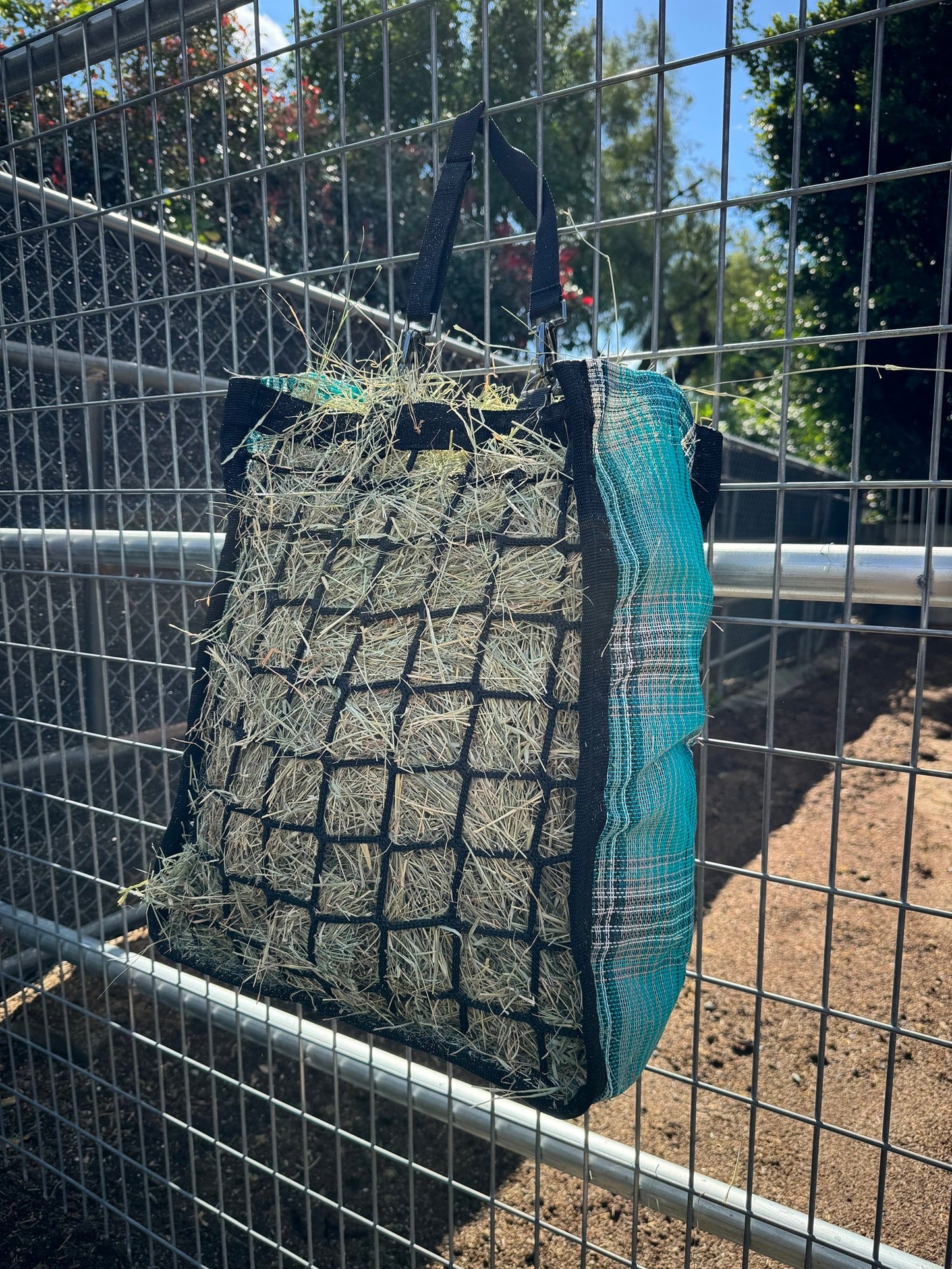 Kensington Mini Deluxe Slow Feed Hay Bag - 1 Flake