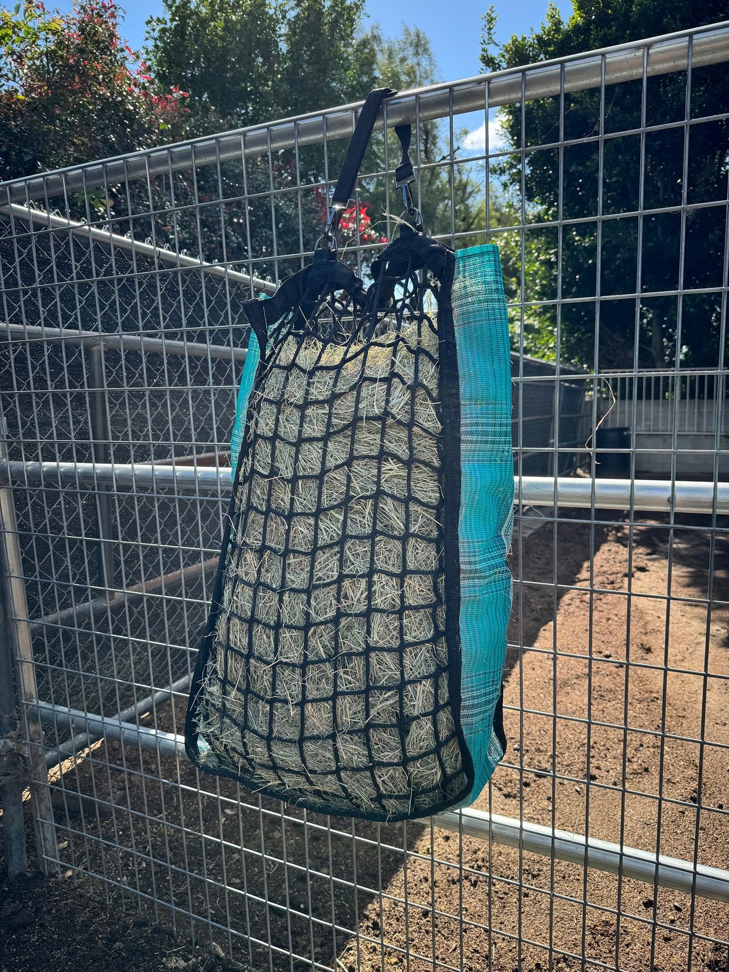 Kensington Deluxe Slow Feed Hay Bag - 2 Flake