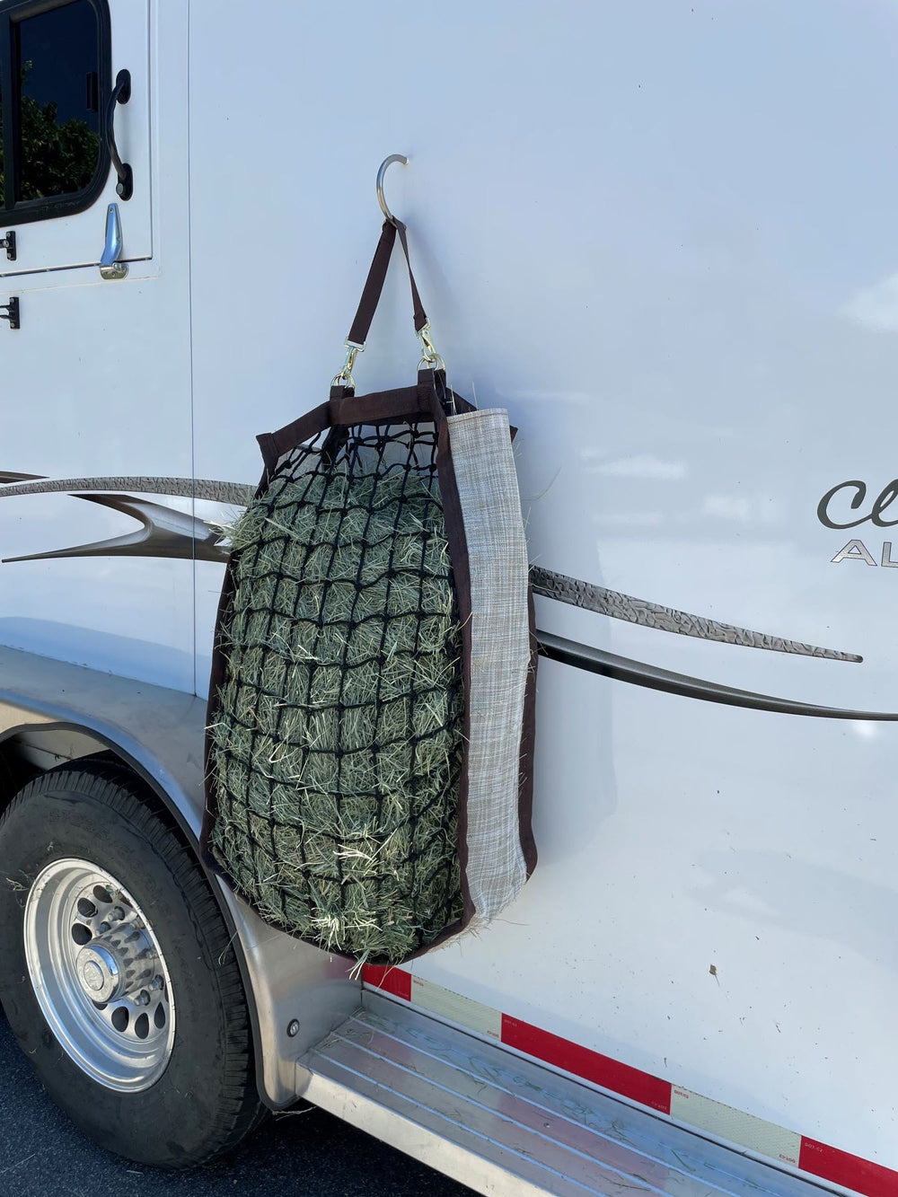 Kensington Deluxe Slow Feed Hay Bag - 2 Flake