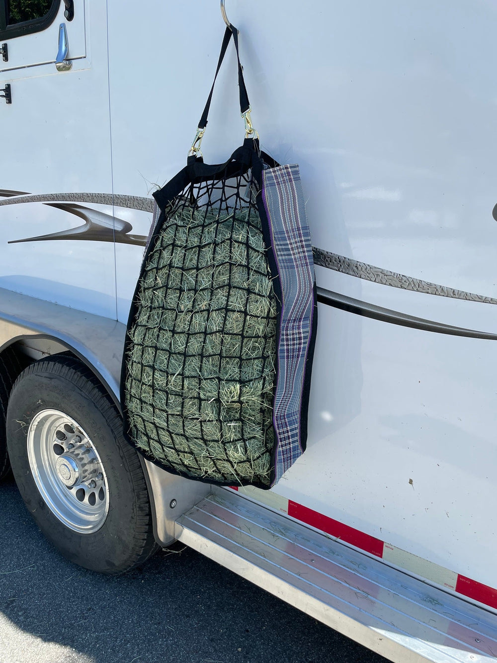 Kensington Deluxe Slow Feed Hay Bag - 2 Flake